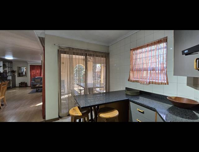 3 BEDROOM DUPLEX FOR SALE IN ARCADIA